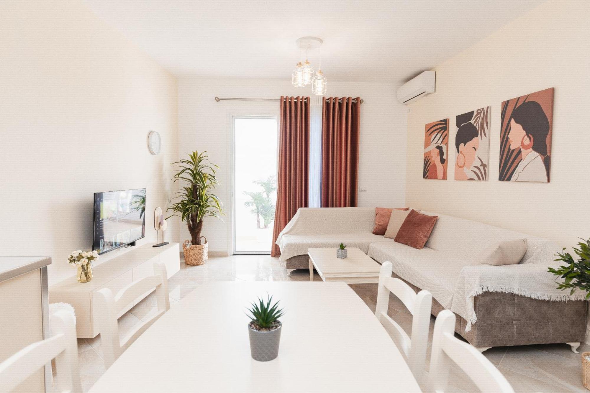 Captain's Apartment